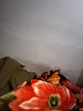 Snapshot of menakshiiikaur chatting on December 2024 05:26:01 PM menakshiiikaur online show from December 2024 05:26:01 PM