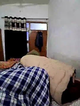 Snapshot of menakshiiikaur chatting on December 2024 02:21:01 PM menakshiiikaur online show from December 2024 02:21:01 PM