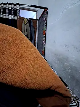 Snapshot of menakshiiikaur chatting on December 2024 01:33:01 PM menakshiiikaur online show from December 2024 01:33:01 PM