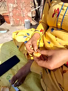 Snapshot of menakshiiikaur chatting on January 2025 07:43:01 AM menakshiiikaur online show from January 2025 07:43:01 AM