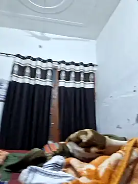 Snapshot of menakshiiikaur chatting on November 2025 05:36:02 PM menakshiiikaur online show from November 2025 05:36:02 PM