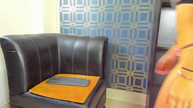 Snapshot of yulianademond66 chatting on January 2025 02:03:02 PM yulianademond66 online show from January 2025 02:03:02 PM