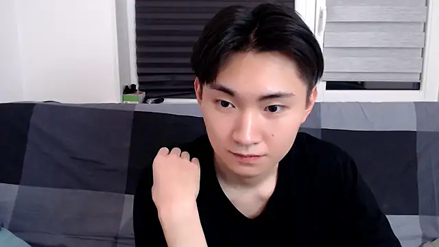 Miram Yu online show from January 2025 12:09:01 AM