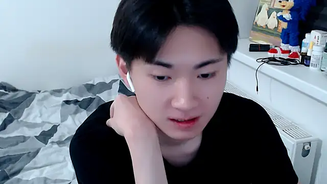 Snapshot of Miram_Yu chatting on May 2026 09:30:02 PM Miram Yu online show from May 2026 09:30:02 PM
