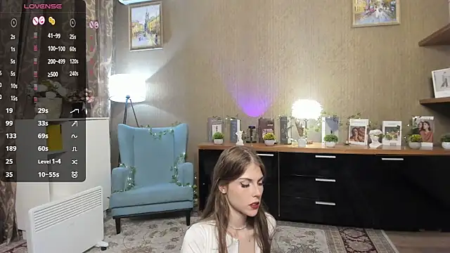 DarleneHatt online show from October 2025 09:34:02 PM