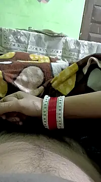 Snapshot of QUEEN-X-CPL chatting on December 2024 04:59:02 PM QUEEN-X-CPL online show from December 2024 04:59:02 PM