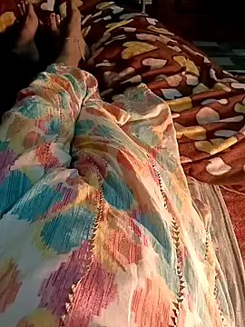 Snapshot of QUEEN-X-CPL chatting on January 2025 05:02:01 PM QUEEN-X-CPL online show from January 2025 05:02:01 PM