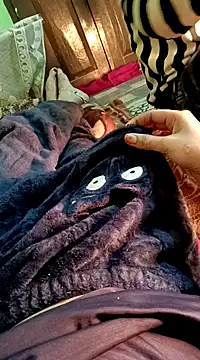 Snapshot of QUEEN-X-CPL chatting on January 2025 04:46:02 PM QUEEN-X-CPL online show from January 2025 04:46:02 PM