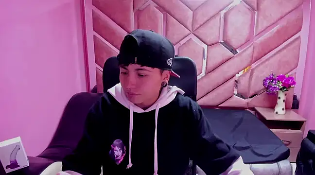 Im Mathias online show from January 2025 03:20:01 AM