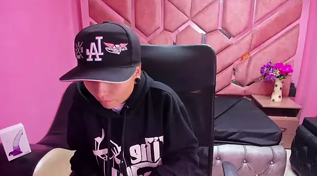 Im Mathias online show from January 2025 02:11:02 AM