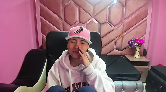 Im Mathias online show from January 2025 09:46:01 AM