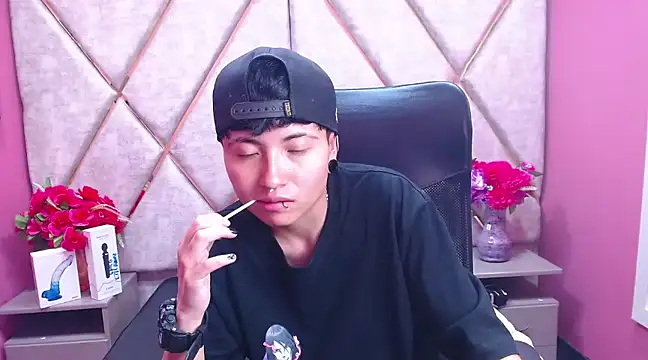 Im Mathias online show from February 2025 11:34:01 AM