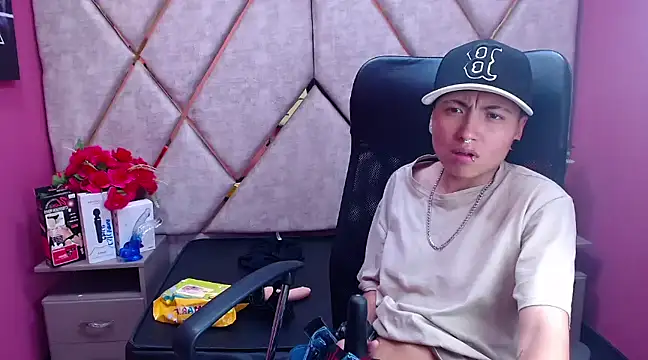 Im Mathias online show from February 2025 10:03:02 AM