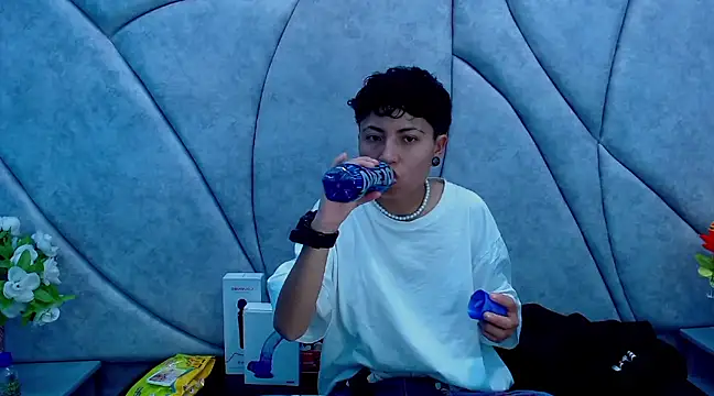 Im Mathias online show from March 2025 02:50:01 AM