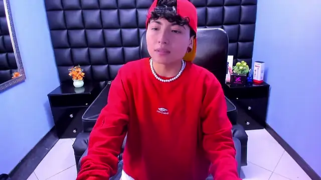 Im Mathias online show from September 2025 07:58:02 PM