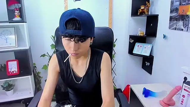 Im Mathias online show from October 2025 07:33:01 PM