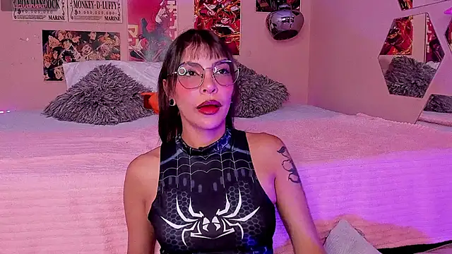 Luna-Chann online show from March 2025 07:57:02 PM