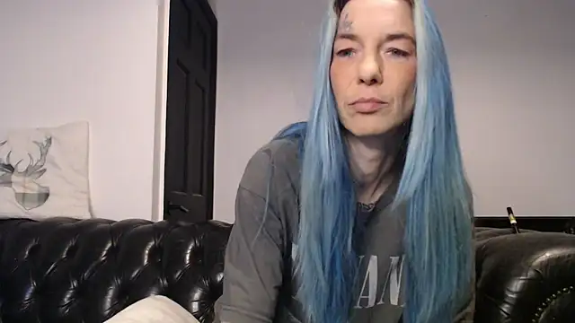 RavenryderUK online show from February 2025 10:17:02 PM