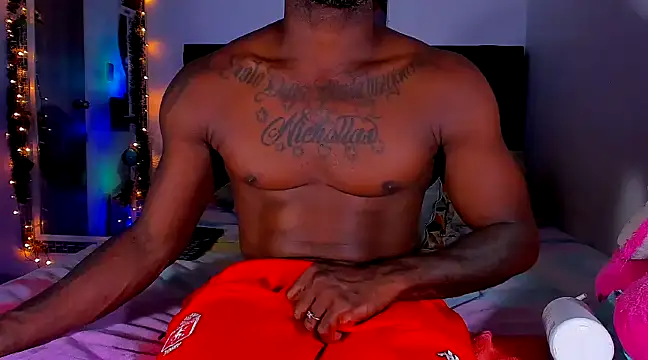 Snapshot of ray_long222 chatting on December 2024 06:04:02 PM ray long222 online show from December 2024 06:04:02 PM