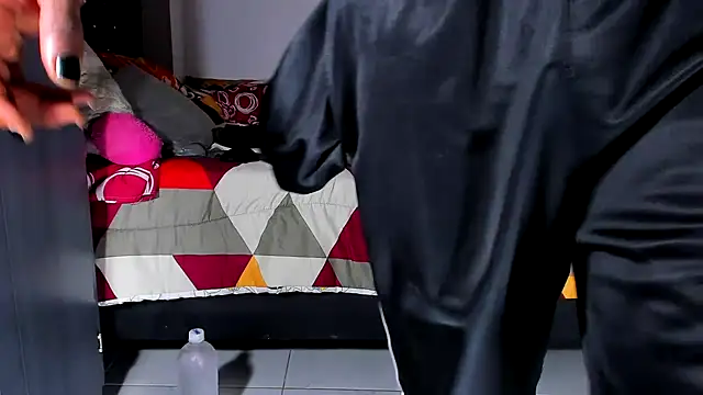 Snapshot of ray_long222 chatting on January 2025 09:47:01 PM ray long222 online show from January 2025 09:47:01 PM