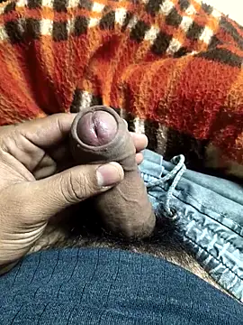 hunter boy online show from December 2025 04:59:02 PM