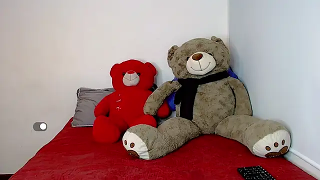 Snapshot of SamanthaaSmitt chatting on March 2025 12:07:02 AM SamanthaaSmitt online show from March 2025 12:07:02 AM