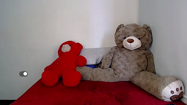 Snapshot of SamanthaaSmitt chatting on March 2025 06:44:02 PM SamanthaaSmitt online show from March 2025 06:44:02 PM