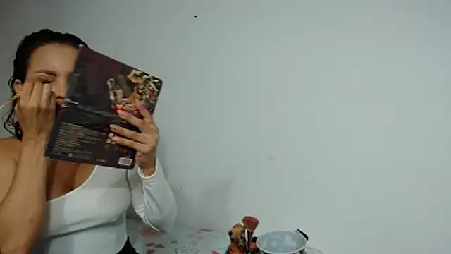 Agatha browser online show from March 2026 01:23:02 PM