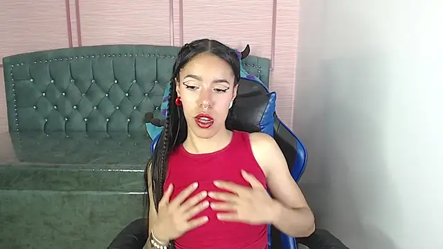 stephania t online show from February 2025 10:04:02 PM