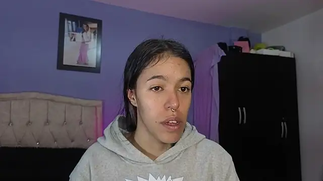 stephania t online show from June 2026 02:41:02 PM