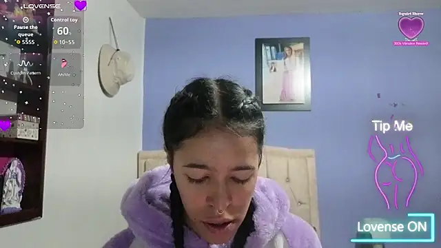 stephania t online show from July 2026 02:01:01 PM