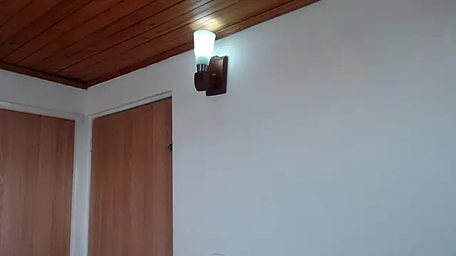 Snapshot of julz_03 chatting on November 2025 12:42:01 PM julz 03 online show from November 2025 12:42:01 PM