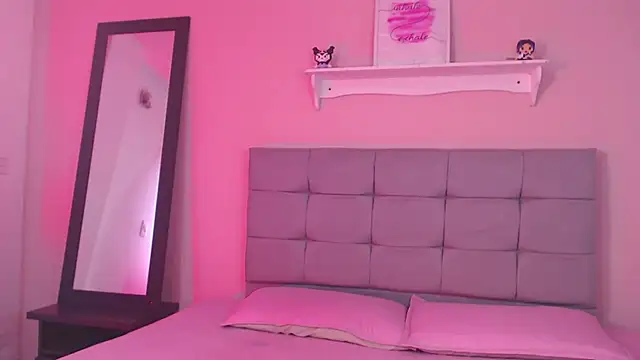 julz 03 online show from February 2026 10:15:01 PM