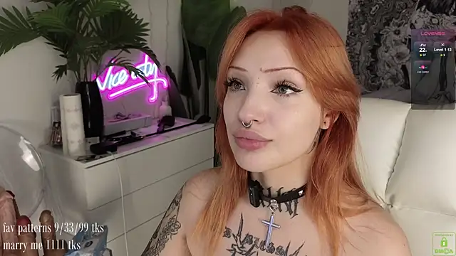 violetviolator online show from September 2025 04:13:02 AM