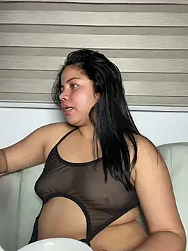 Snapshot of Elaa_euphoria chatting on December 2024 12:50:01 AM Elaa euphoria online show from December 2024 12:50:01 AM