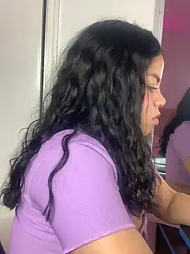 Snapshot of Elaa_euphoria chatting on January 2025 01:52:02 AM Elaa euphoria online show from January 2025 01:52:02 AM