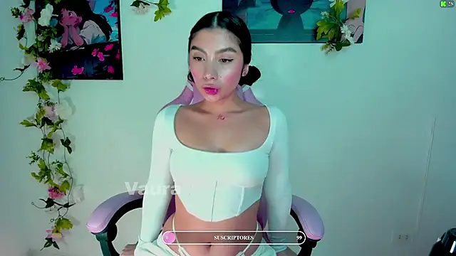 vaura  online show from March 2025 01:45:02 AM