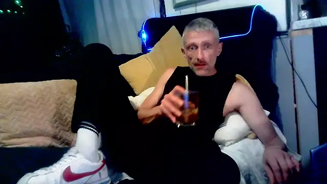 unclestefansdick online show from September 2025 12:05:01 AM