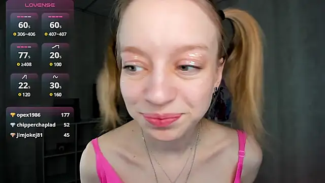 Snapshot of Michelle_Blond chatting on January 2025 10:29:02 AM Michelle Blond online show from January 2025 10:29:02 AM