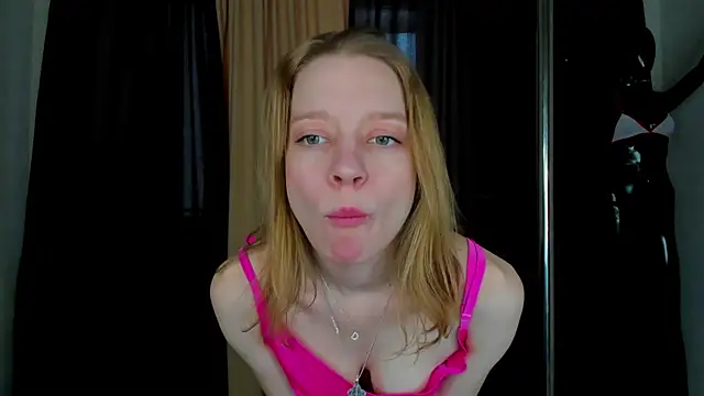 Snapshot of Michelle_Blond chatting on January 2025 09:37:02 AM Michelle Blond online show from January 2025 09:37:02 AM