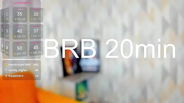 Snapshot of Michelle_Blond chatting on February 2025 10:10:02 AM Michelle Blond online show from February 2025 10:10:02 AM