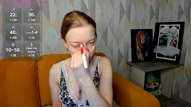 Snapshot of Michelle_Blond chatting on February 2025 07:18:01 AM Michelle Blond online show from February 2025 07:18:01 AM