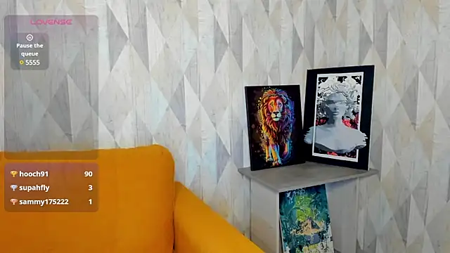 Snapshot of Michelle_Blond chatting on February 2025 05:40:01 PM Michelle Blond online show from February 2025 05:40:01 PM