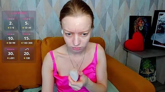 Snapshot of Michelle_Blond chatting on February 2025 06:45:01 AM Michelle Blond online show from February 2025 06:45:01 AM