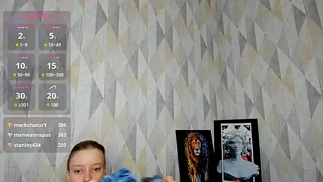 Snapshot of Michelle_Blond chatting on February 2025 10:21:01 AM Michelle Blond online show from February 2025 10:21:01 AM