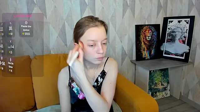 Snapshot of Michelle_Blond chatting on February 2025 07:10:01 AM Michelle Blond online show from February 2025 07:10:01 AM