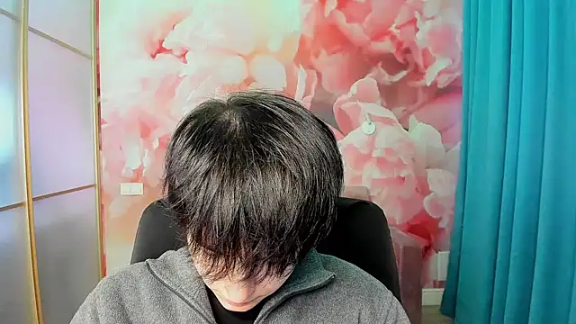 EmiliaYours online show from December 2024 06:43:02 AM