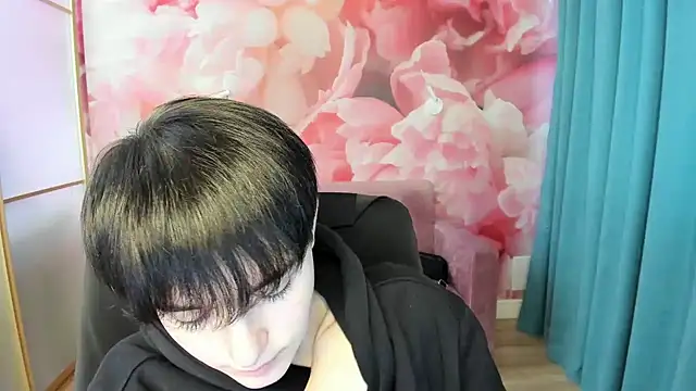 EmiliaYours online show from December 2024 09:55:02 AM