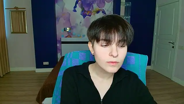 EmiliaYours online show from January 2025 01:59:02 PM