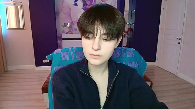 EmiliaYours online show from February 2025 01:22:01 PM